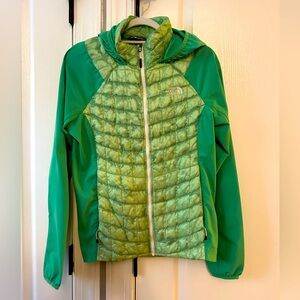 The North Face hybrid thermaball mint green puffer jacket womens medium